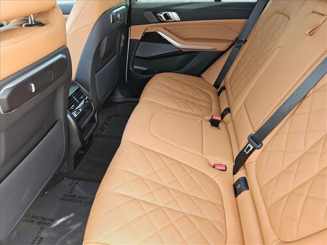New 2026 BMW X5 xDrive50e w/ Premium Package image 16