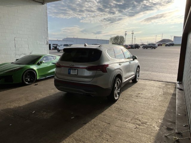 Used 2023 Hyundai Santa Fe SEL w/ Cargo Package FWD image 2