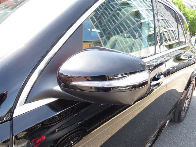 Used 2026 Mercedes-Benz GLE 450 4MATIC w/ Winter Package image 29