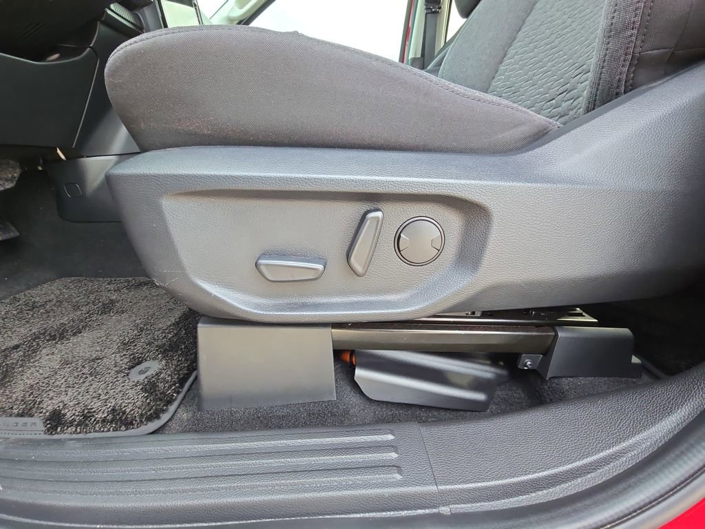 Used 2025 Ford Ranger XLT w/ Equipment Group 301A High image 29