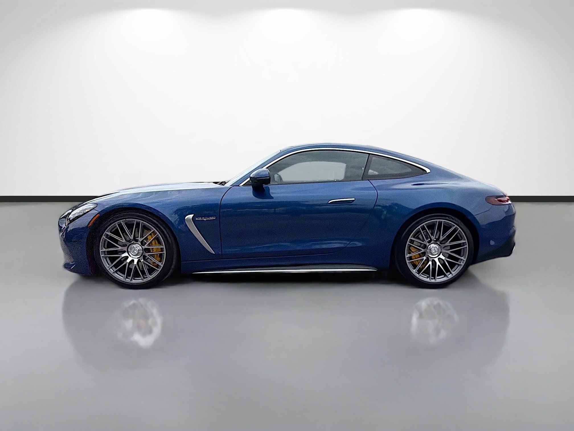 Used 2024 Mercedes-Benz AMG GT 55 image 2