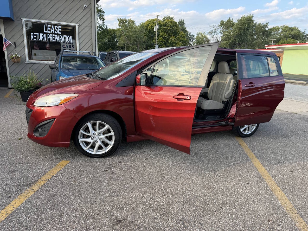 Used 2012 MAZDA MAZDA5 Grand Touring FWD image 27