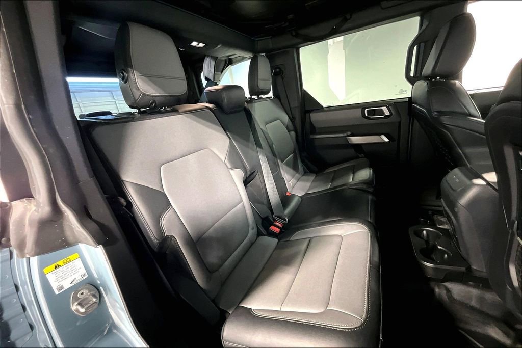 Used 2023 Ford Bronco Everglades image 35