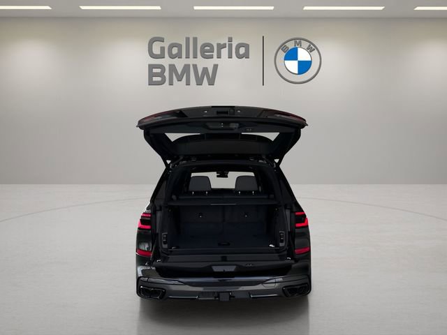 Used 2026 BMW X7 M60i image 28