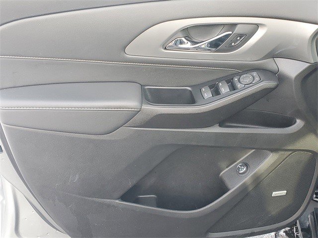Certified 2023 Chevrolet Traverse LT w/ LT Premium Package image 17