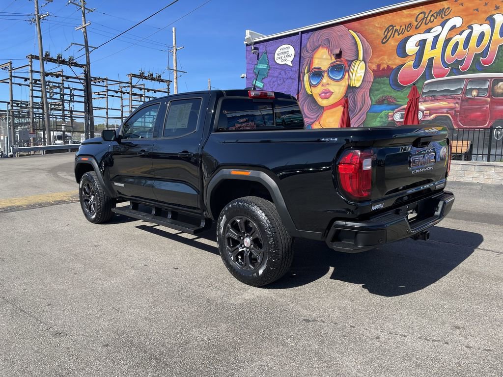Used 2023 GMC Canyon Elevation w/ Elevation Premium Package AWD/4WD image 3