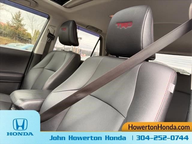 Used 2022 Toyota 4Runner TRD Off-Road Premium AWD/4WD image 17