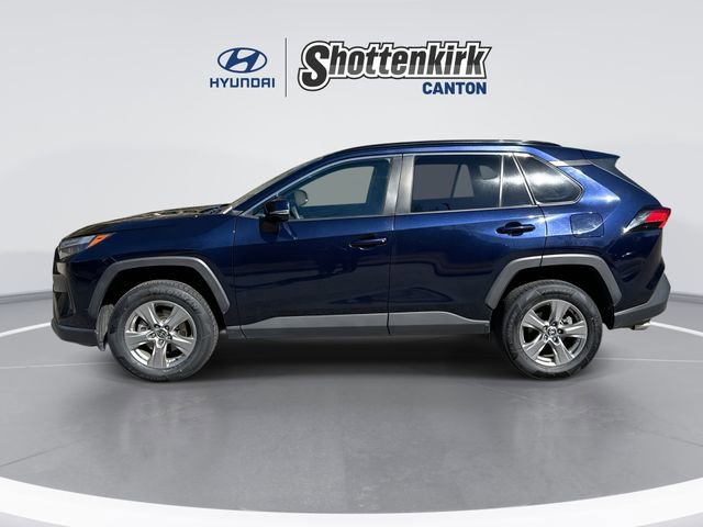 Used 2022 Toyota RAV4 XLE image 5