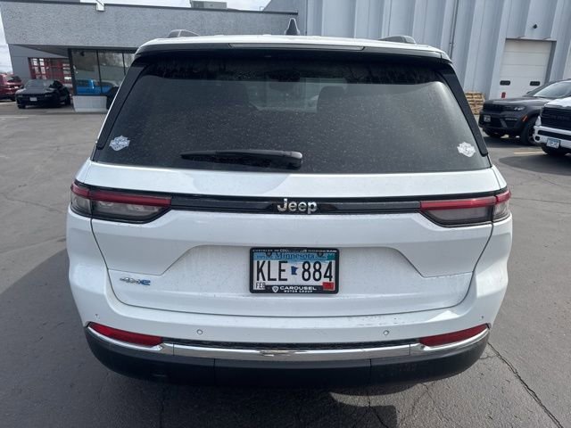 Used 2022 Jeep Grand Cherokee Limited 4xe image 9