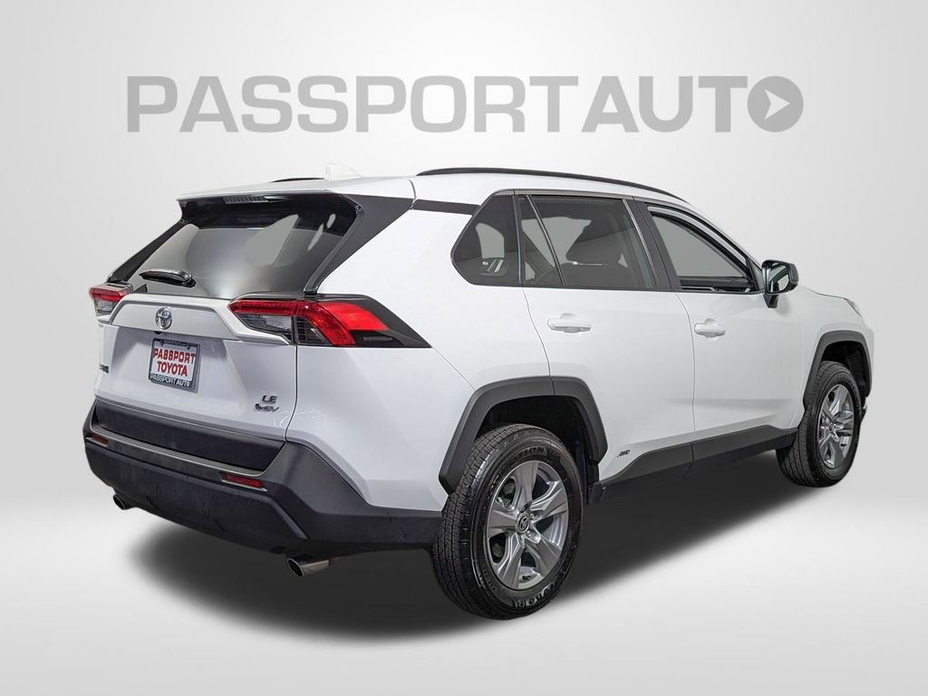 Used 2025 Toyota RAV4 LE image 7