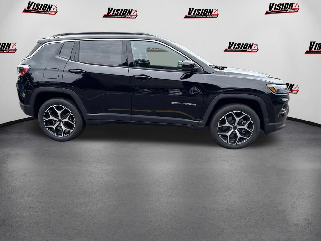 New 2026 Jeep Compass Limited AWD/4WD image 4