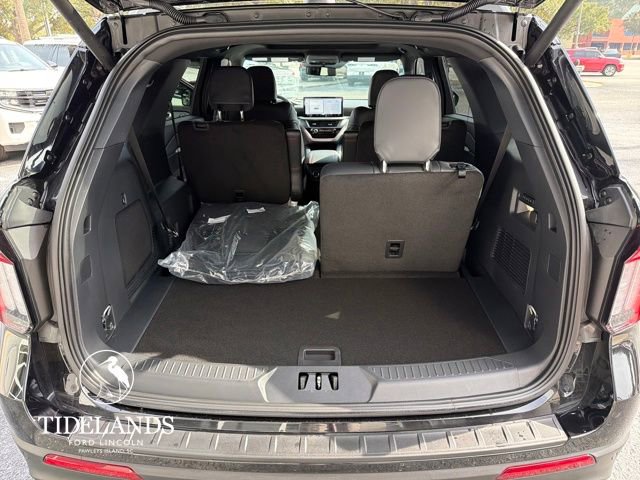 New 2026 Ford Explorer ST w/ Sun And Sound Package image 12