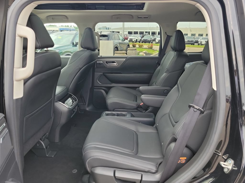 Used 2026 INFINITI QX80 Pure w/ Cargo Package AWD/4WD image 26