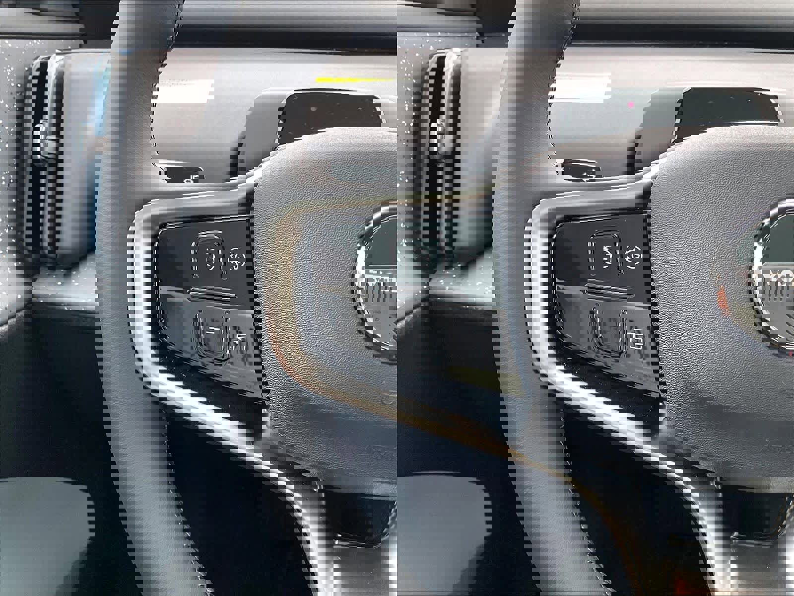 New 2026 Volvo EX30 Ultra w/ Climate Package image 17