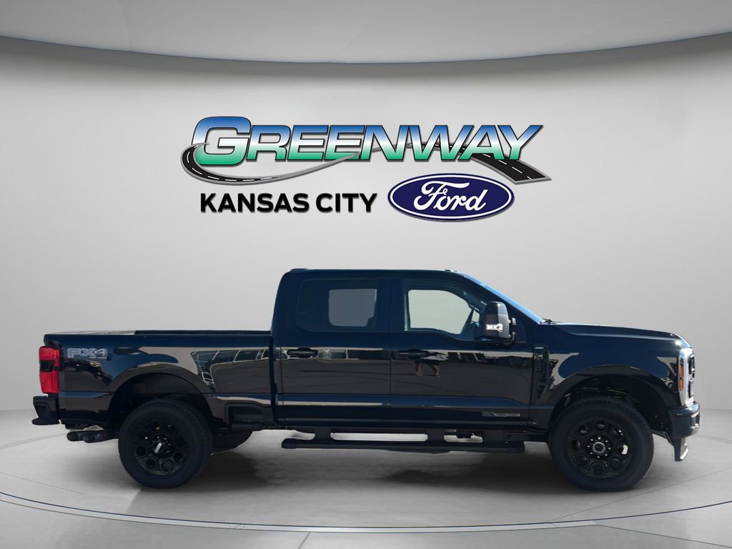 New 2026 Ford F250 Lariat w/ Black Appearance Package image 9