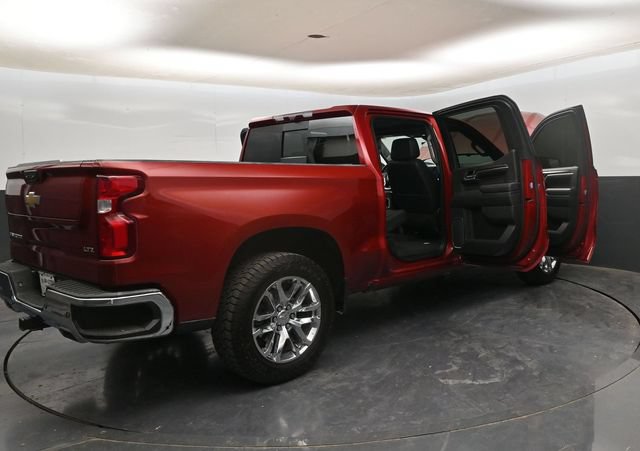 Used 2022 Chevrolet Silverado 1500 LTZ w/ LTZ Premium Package AWD/4WD image 28