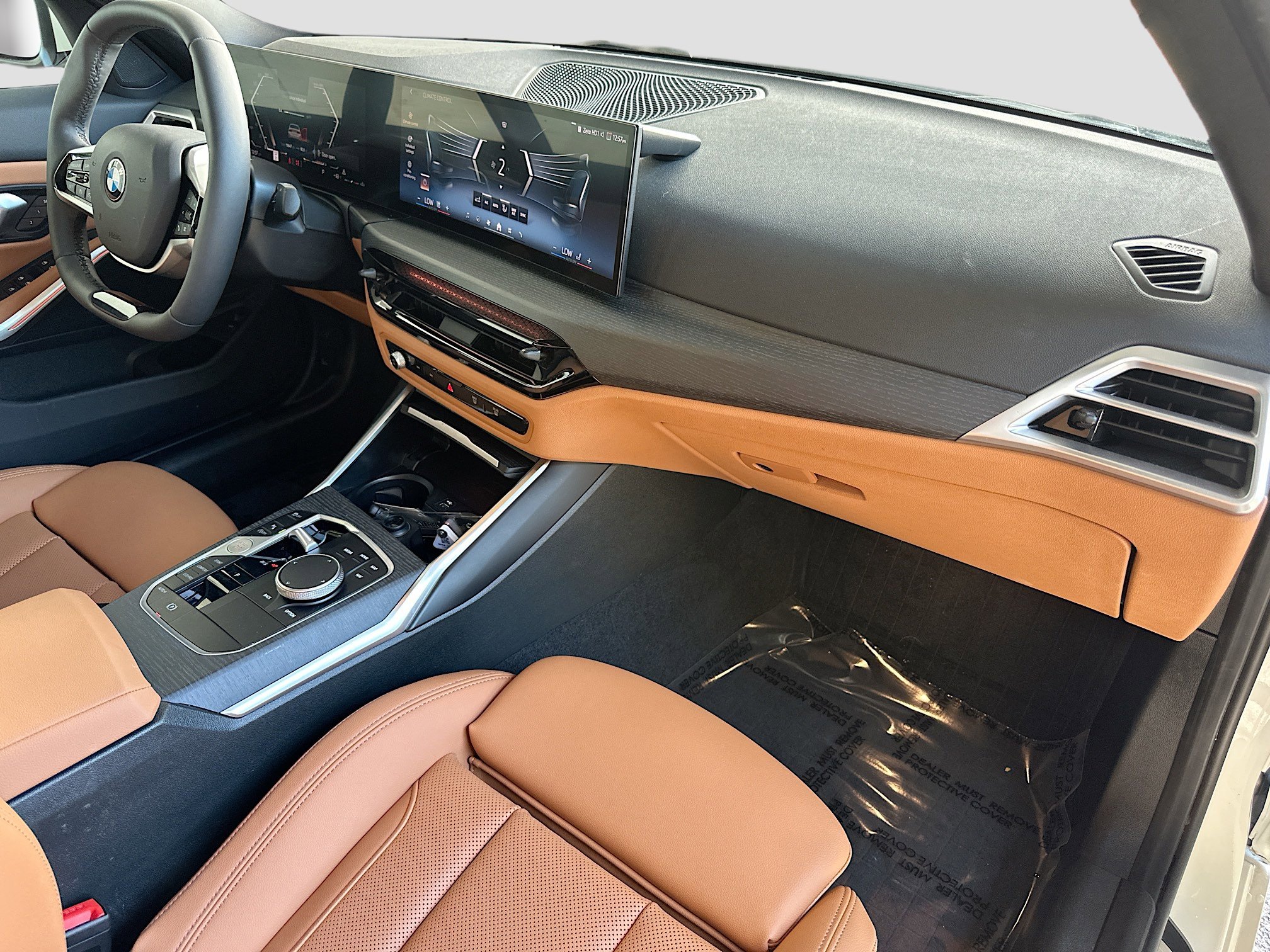 Certified 2025 BMW 330i Sedan w/ M Sport Package image 30