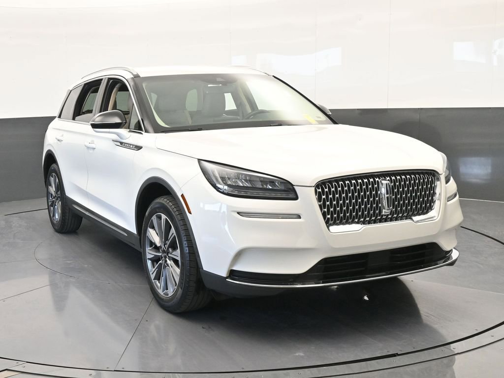 Used 2022 Lincoln Corsair Reserve image 9