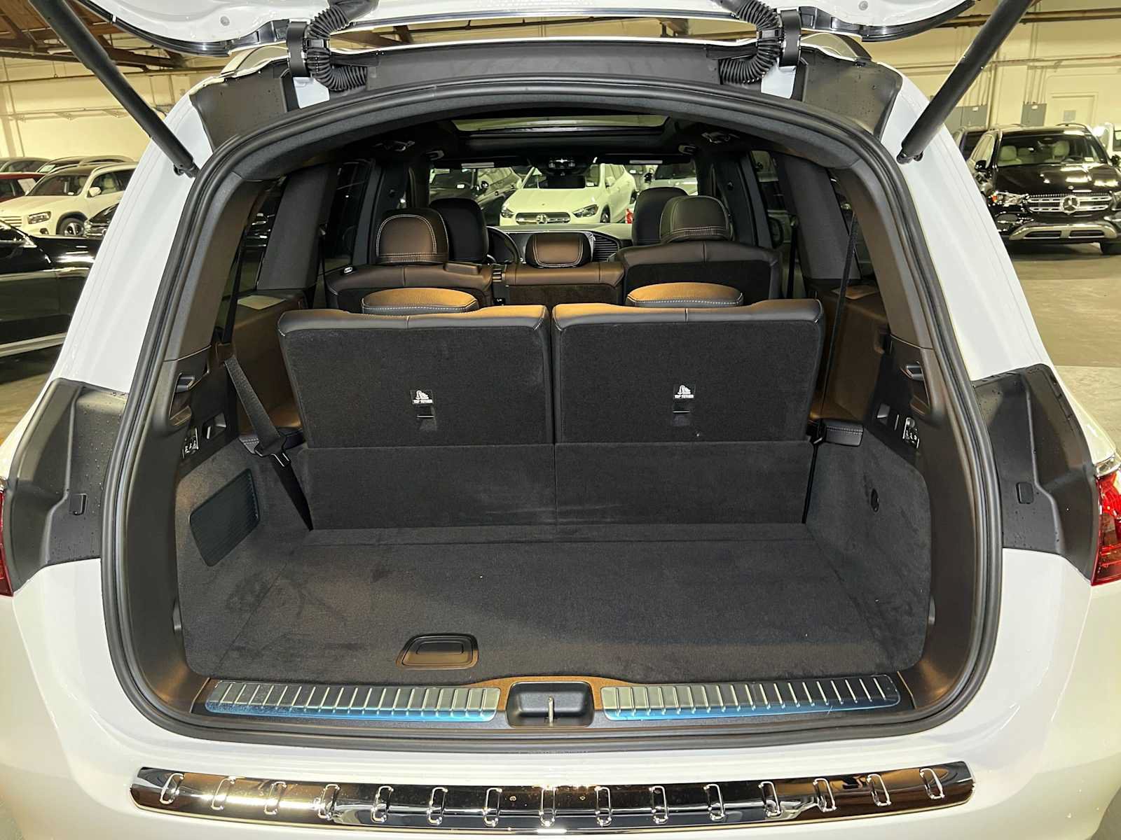 New 2026 Mercedes-Benz GLS 450 4MATIC image 16