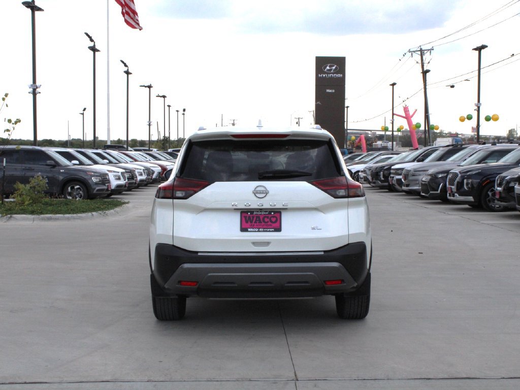 Used 2023 Nissan Rogue SL w/ SL Premium Package FWD image 11