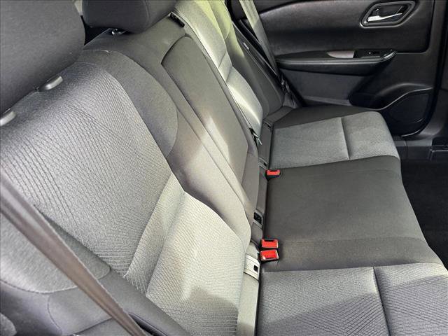 Used 2024 Nissan Rogue SV AWD/4WD image 17