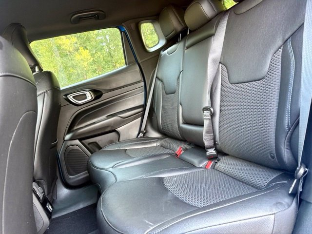 Used 2026 Jeep Compass Latitude AWD/4WD image 27