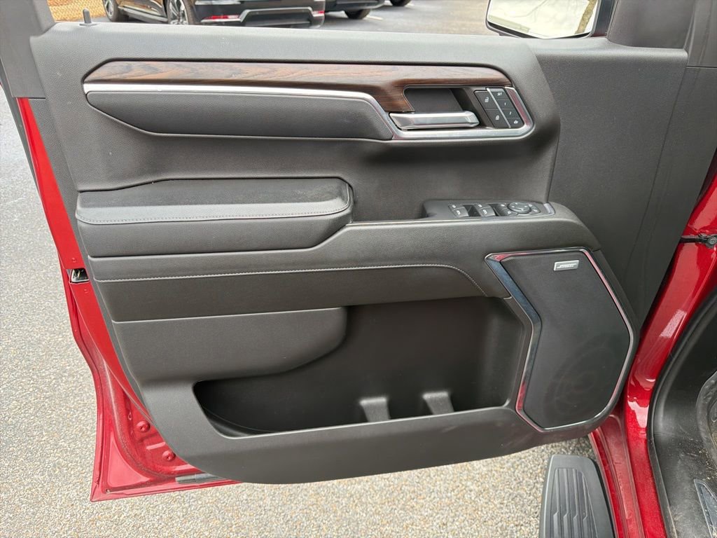 Used 2024 GMC Sierra 1500 SLT w/ SLT Convenience Package image 21