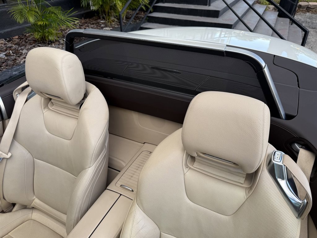 Used 2015 Mercedes-Benz SL 550 w/ Driver Assistance Package image 20