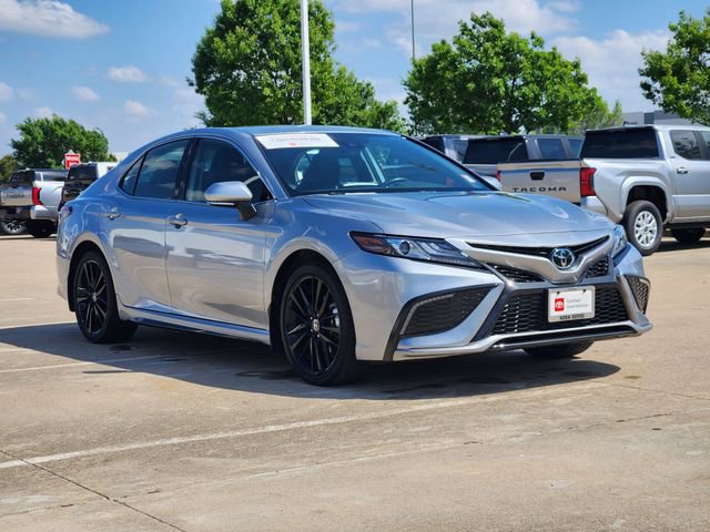 Used 2024 Toyota Camry XSE FWD video 2