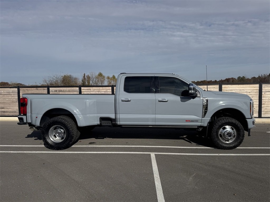 Used 2024 Ford F350 Platinum image 7