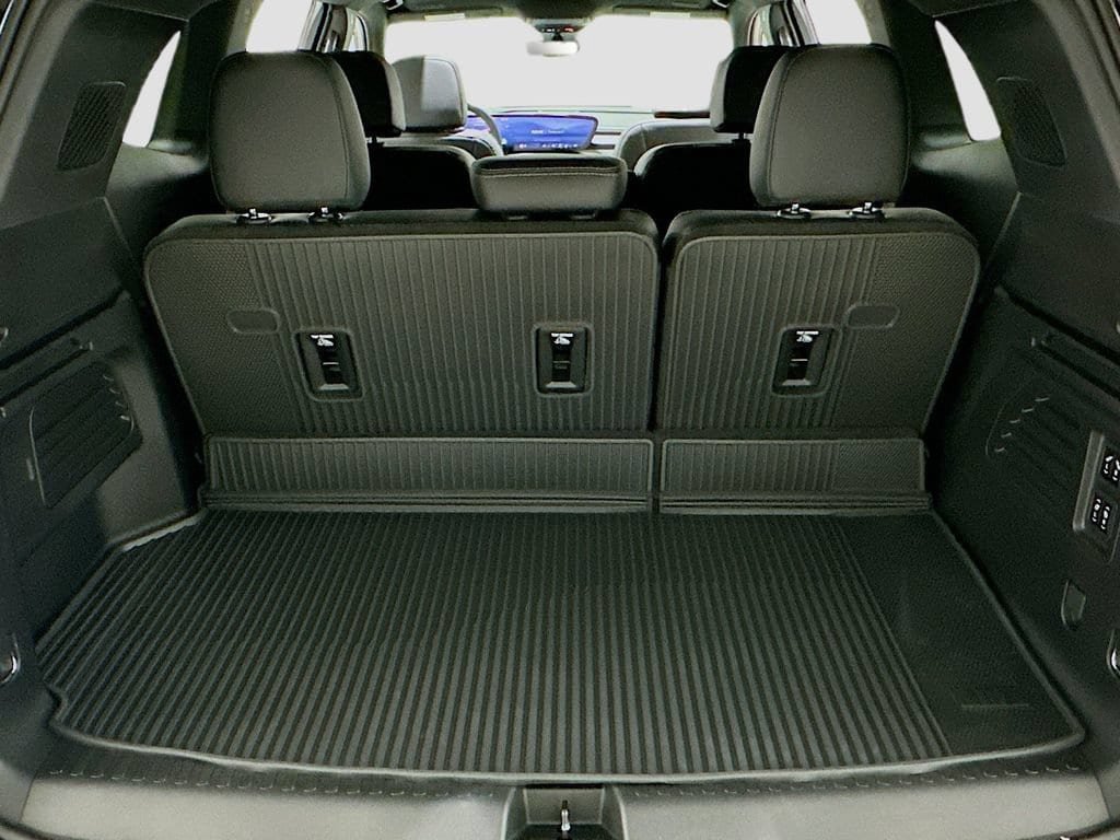 New 2026 Buick Enclave Sport Touring w/ Power Package FWD image 30