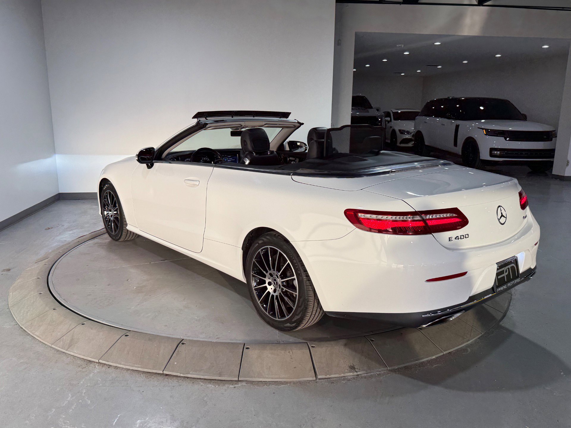 Used 2018 Mercedes-Benz E 400 4MATIC Cabriolet image 19