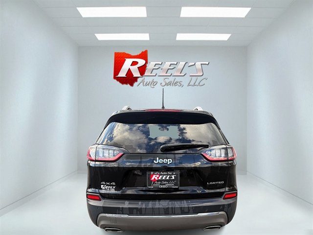 Used 2019 Jeep Cherokee Limited AWD/4WD image 35