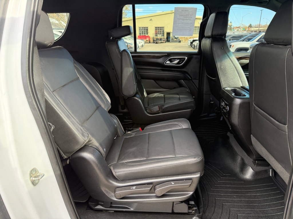 Used 2022 Chevrolet Suburban Z71 image 22