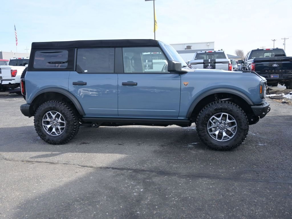 New 2025 Ford Bronco Badlands image 15