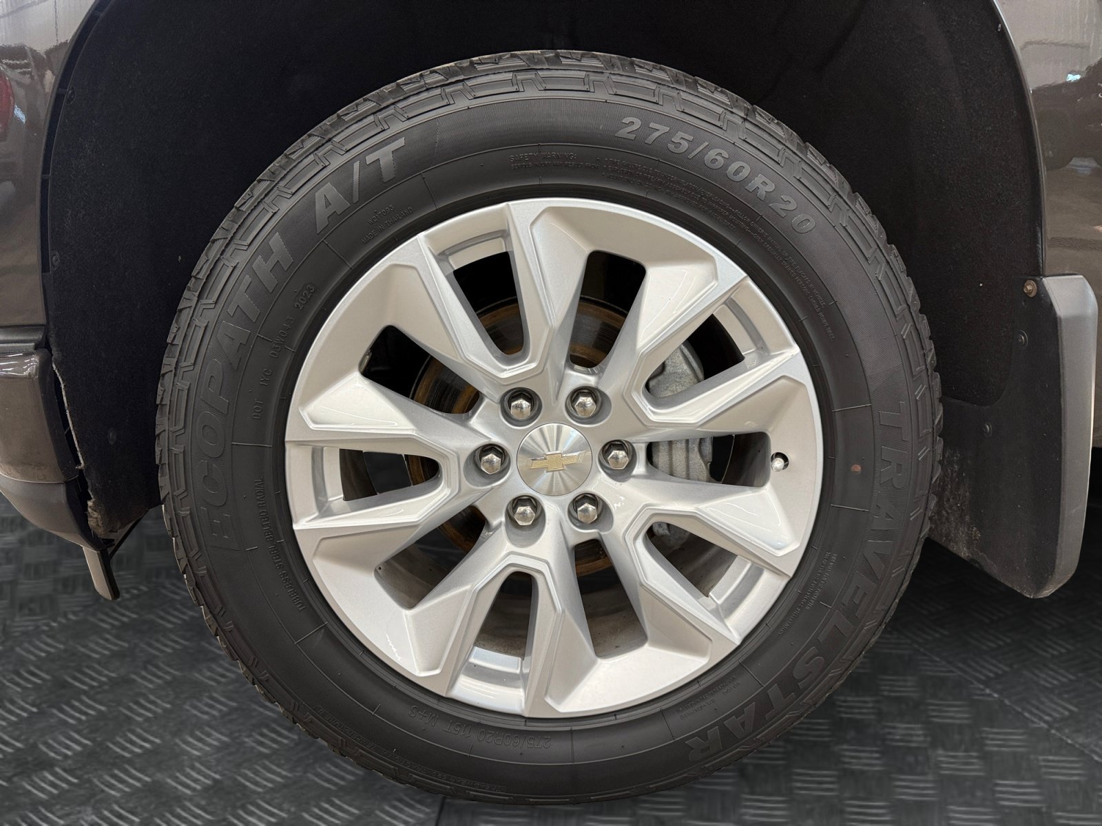 Used 2022 Chevrolet Silverado 1500 Custom w/ Safety Confidence Package AWD/4WD image 29