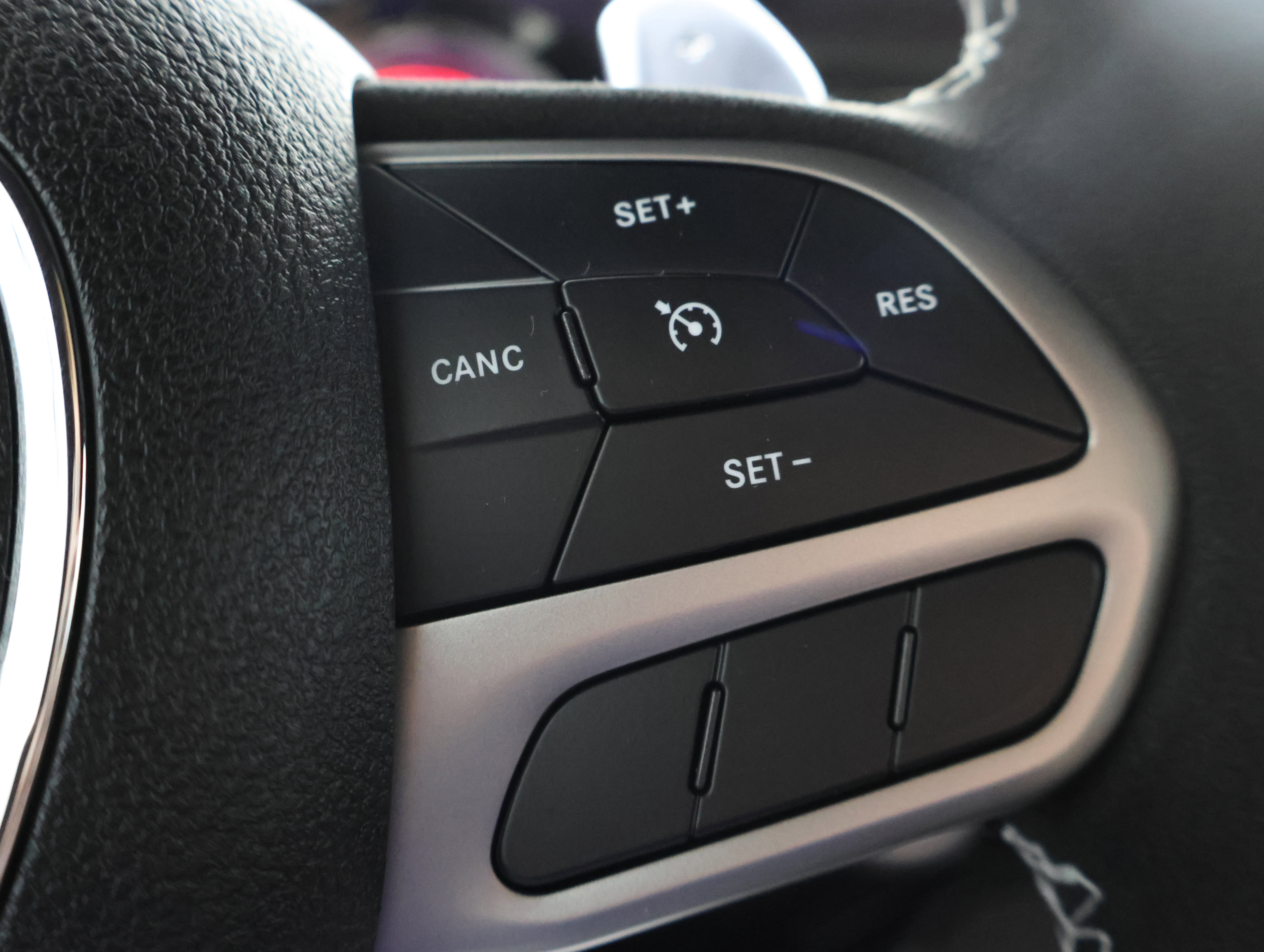 Used 2020 Dodge Challenger SRT Hellcat image 14