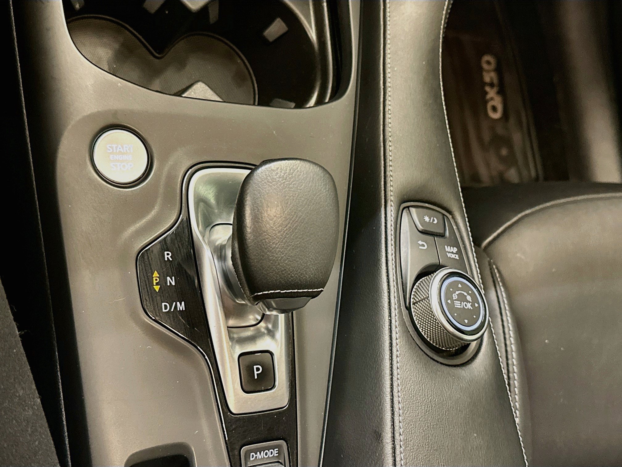 Used 2019 INFINITI QX50 Luxe w/ Navigation Package AWD/4WD image 25