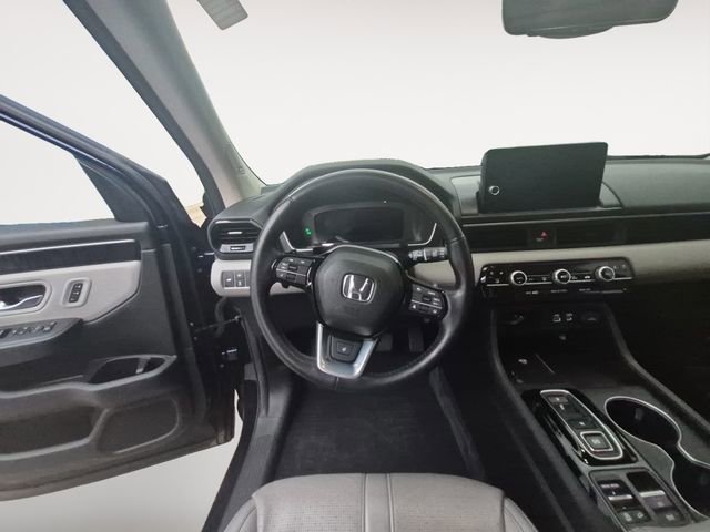 Used 2024 Honda Pilot Elite image 12