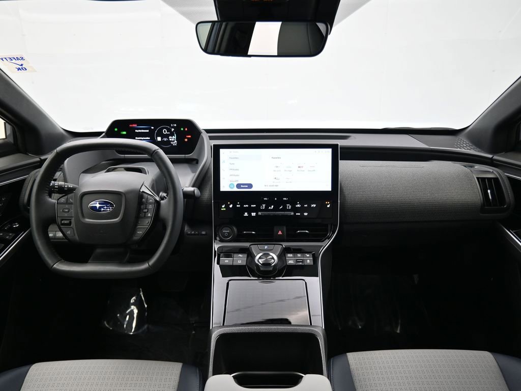 Used 2024 Subaru Solterra Limited image 33
