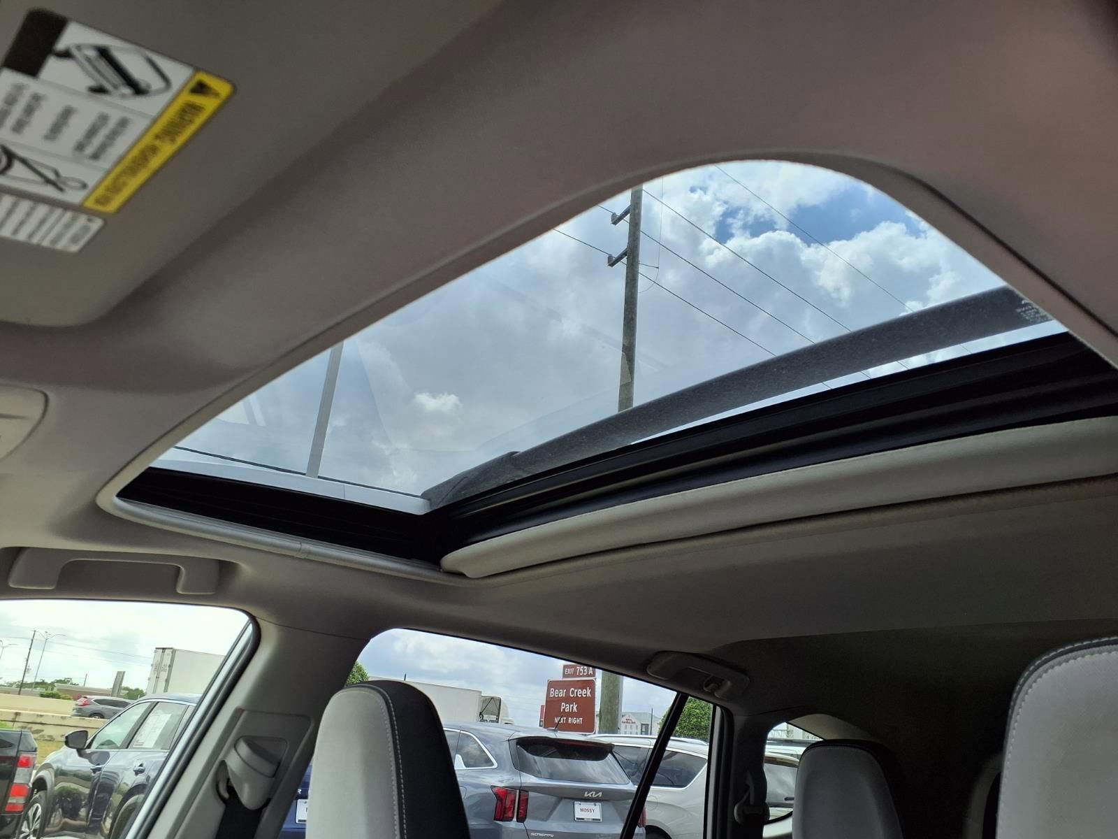 Used 2013 Toyota RAV4 XLE image 26