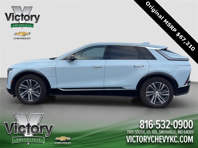 Used 2024 Cadillac Lyriq Luxury w/ LPO, Floor Liner Package image 3