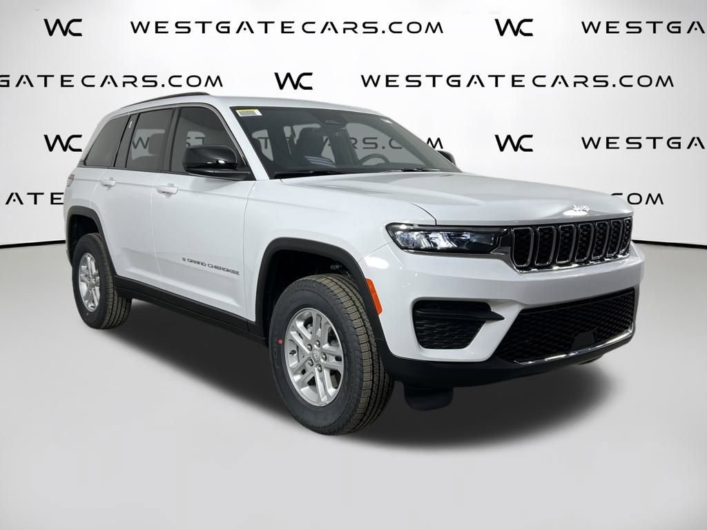 New 2025 Jeep Grand Cherokee Laredo w/ Luxury Tech Group I image 44