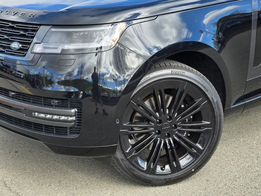 New 2026 Land Rover Range Rover SE image 6