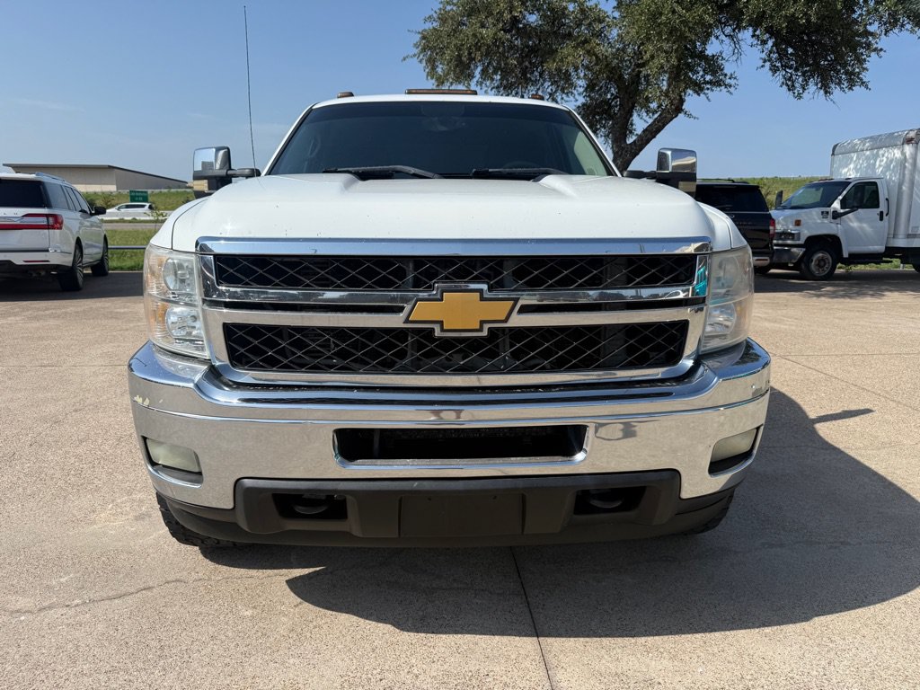 Used 2012 Chevrolet Silverado 3500 LTZ AWD/4WD image 2