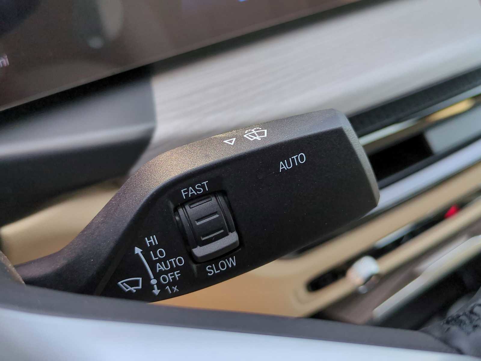 Used 2025 BMW i4 xDrive40i w/ Premium Package image 28