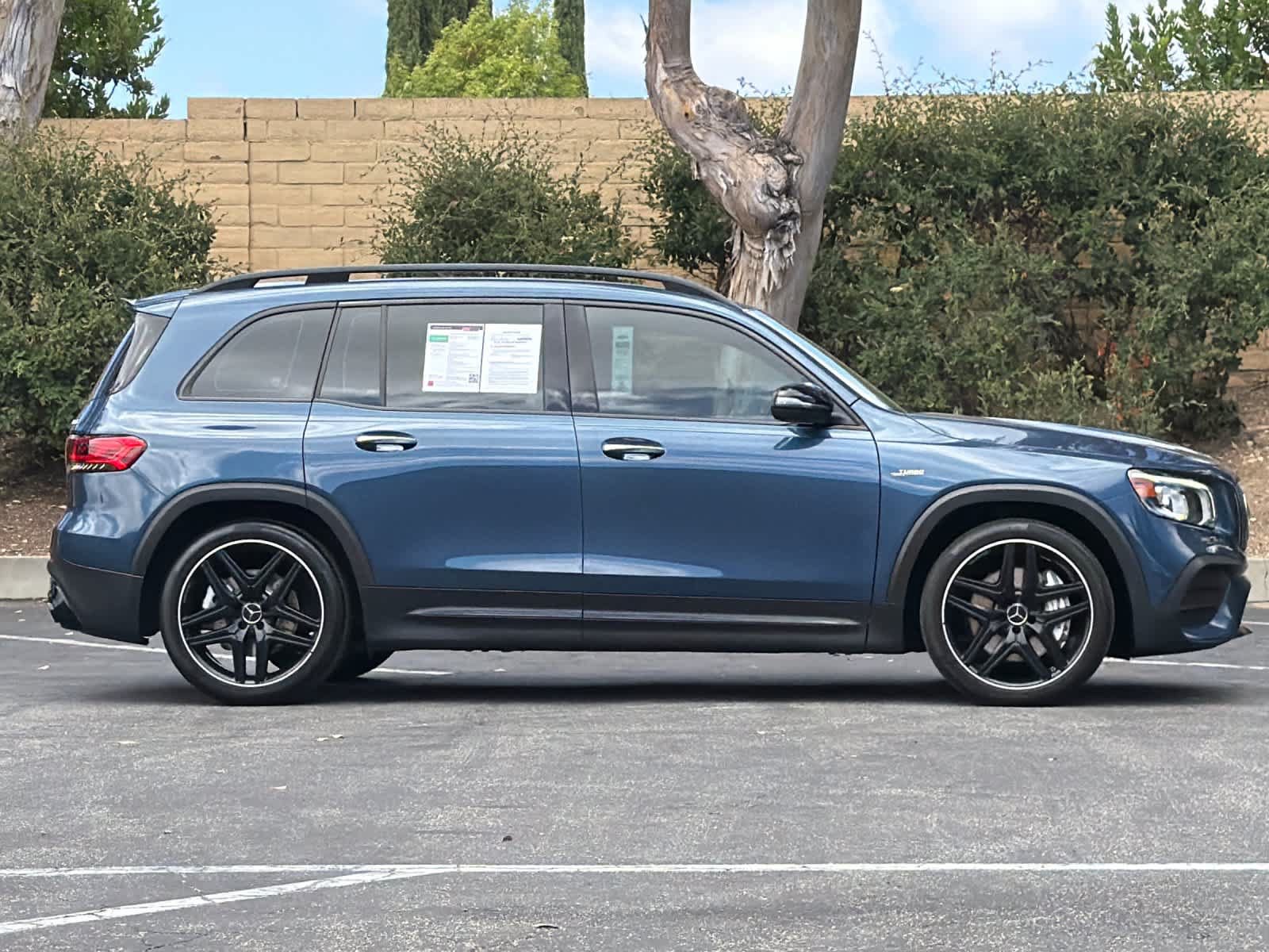 Used 2023 Mercedes-Benz GLB 35 AMG 4MATIC image 8