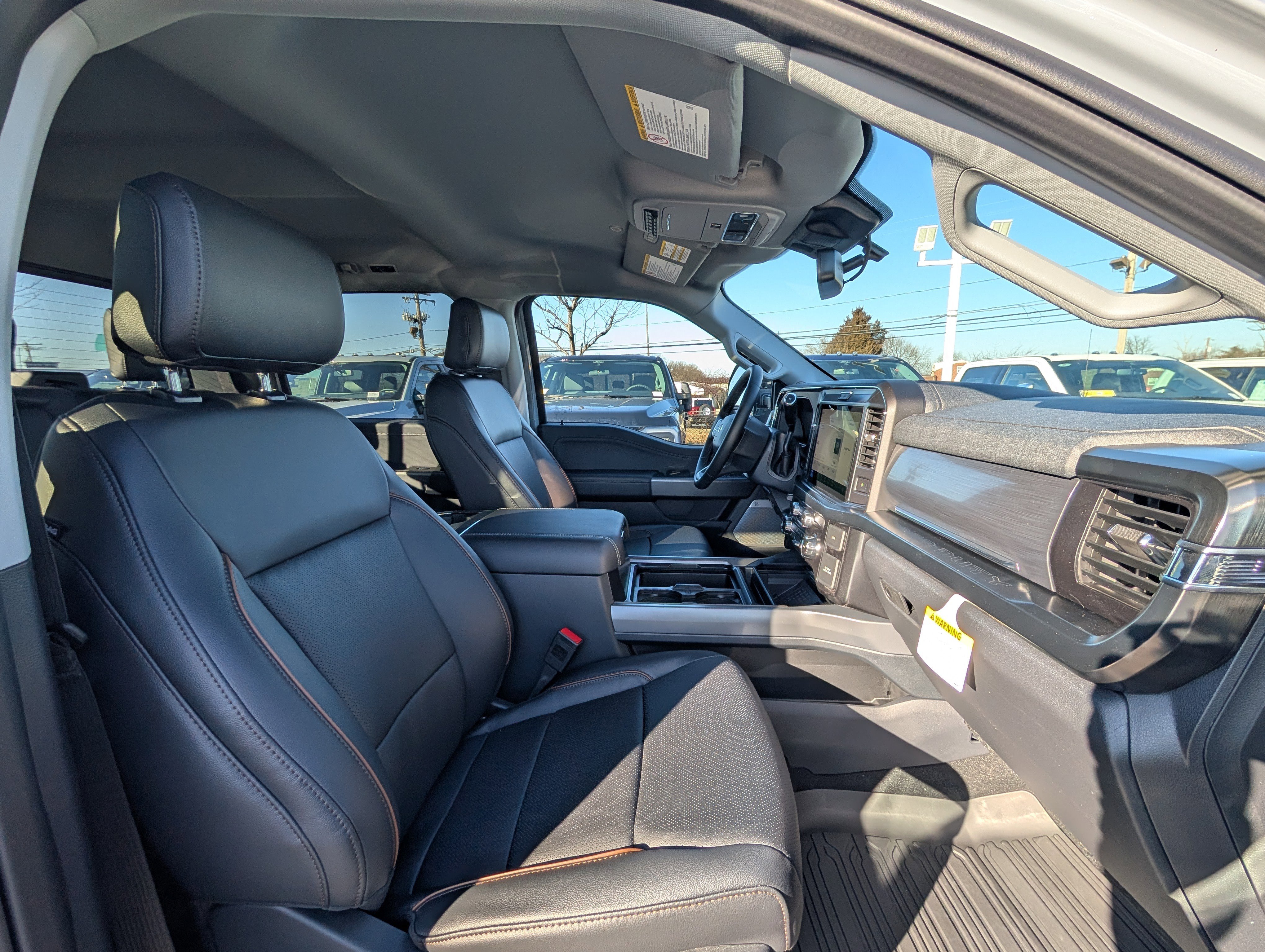 New 2026 Ford F250 Lariat w/ Black Appearance Package image 7