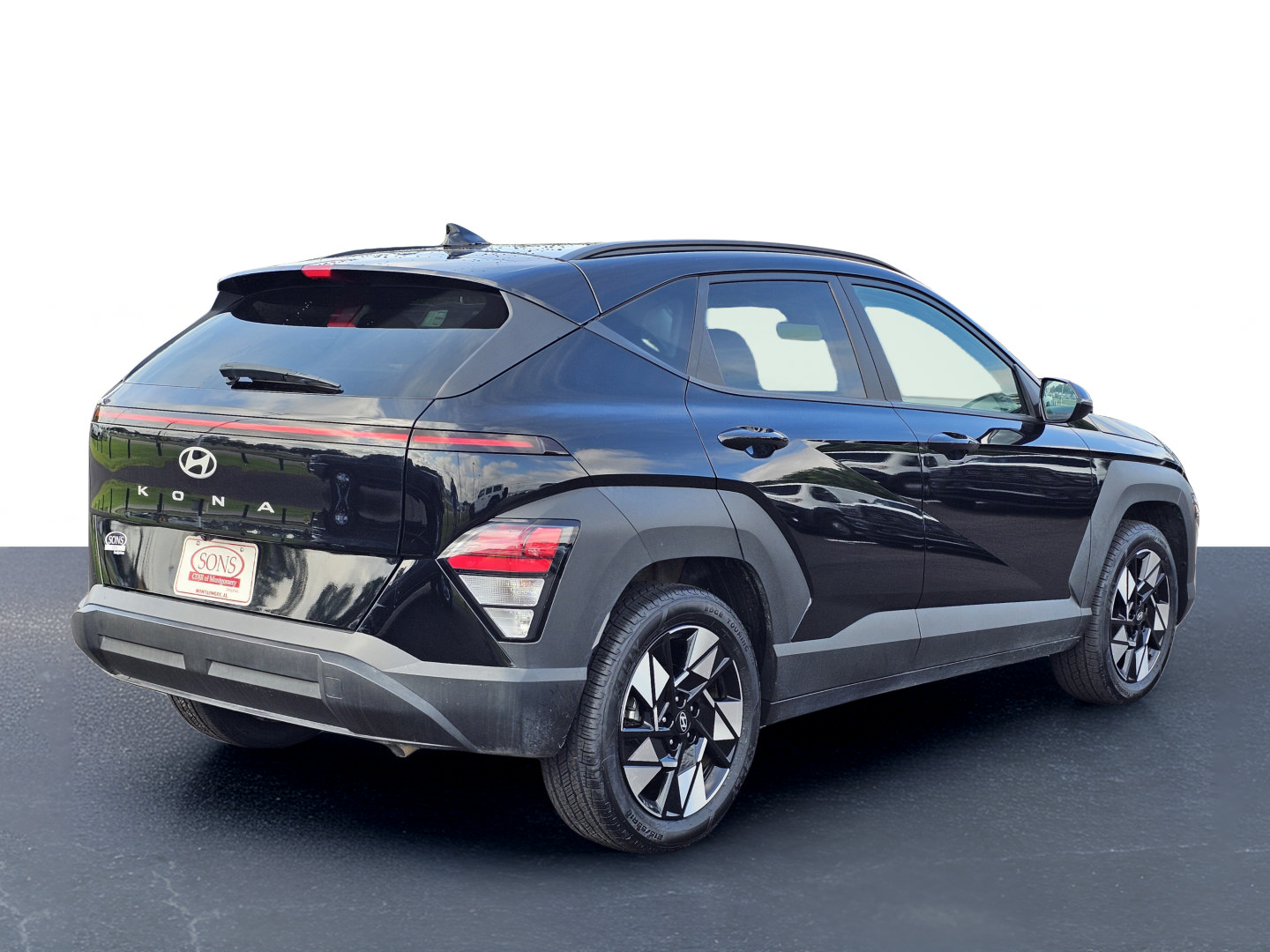 Used 2025 Hyundai Kona SEL FWD image 8