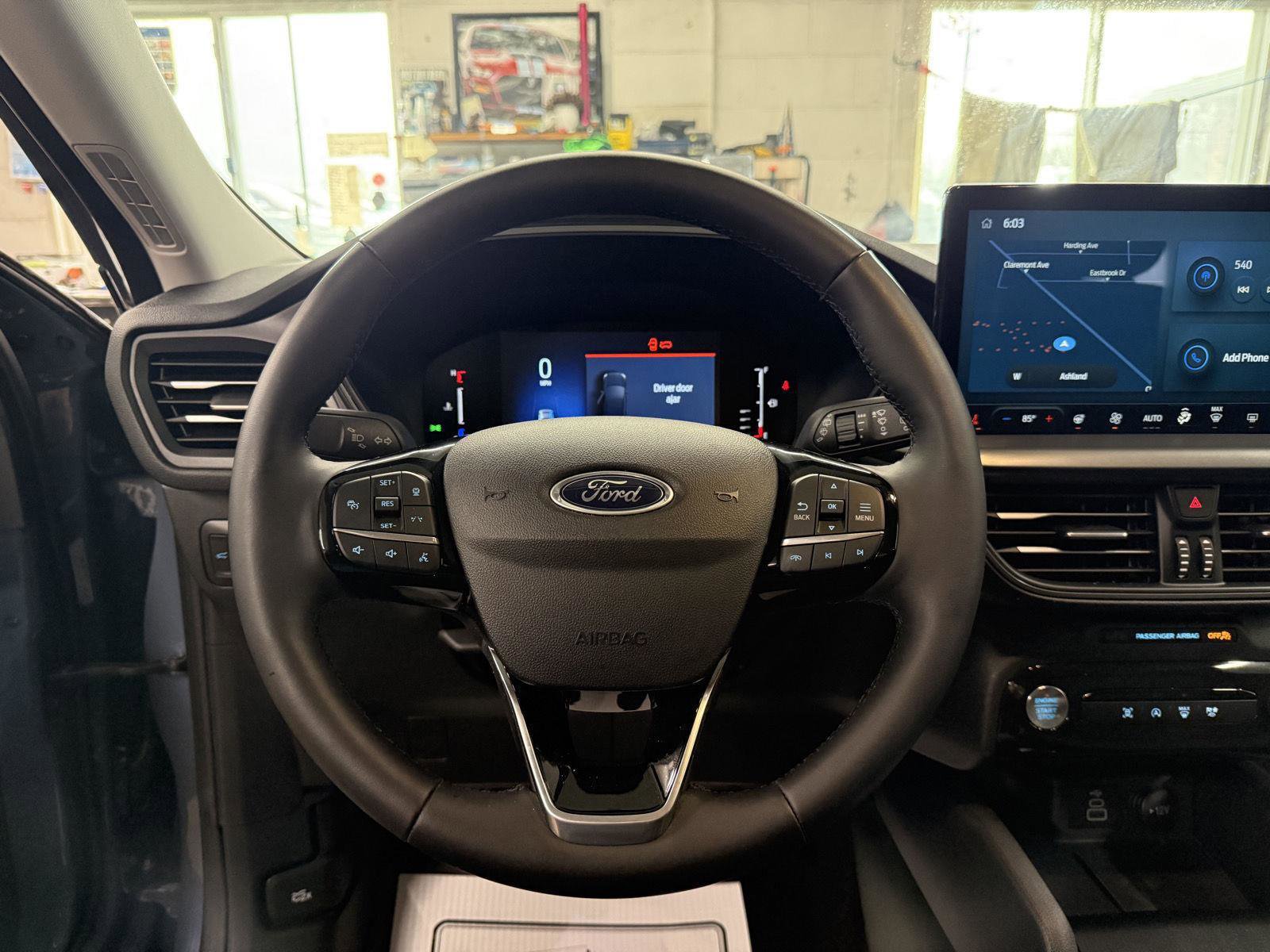 Used 2024 Ford Escape Active w/ Tech Pack #1 AWD/4WD image 14